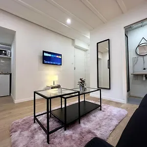  Appartement Studio Calme - Hypercentre - Metro - Netflix -wifi